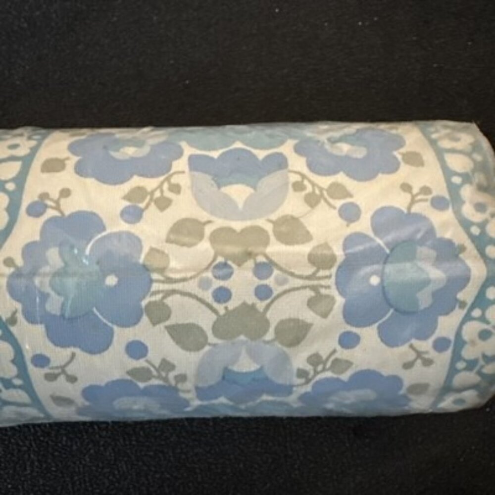 Vymura Wallpaper NEW VINTAGE Lorraine Blue Prepasted Wall Vinyl 72 SF